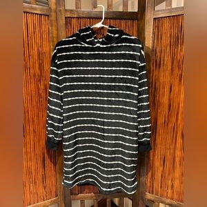 Fuzzy Black and white striped sleepwear shirt nightgown girls